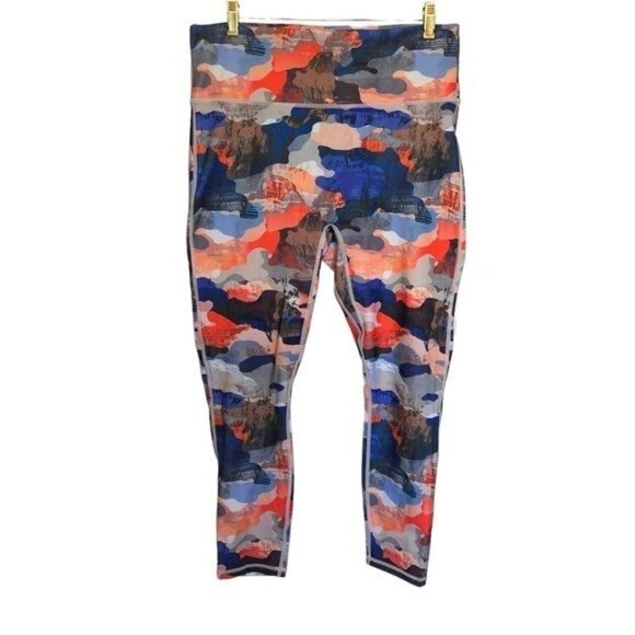 Fabletics High Rise Camo Leggings Women XXL Multi Nylon Stretch Activewear - Picture 1 of 8